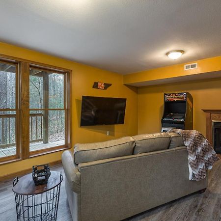 North Ridge Place Brand New Log Cabin With Hot Tub Great Location Севьервилл Экстерьер фото